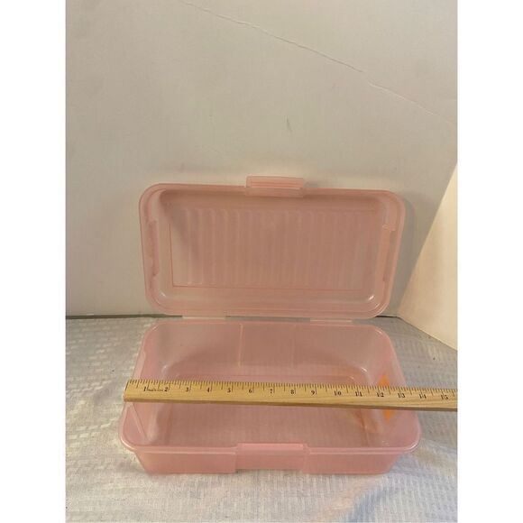 Rubbermaid 6qt keeper 1990 pink container #2281 Made in USA - Picture 3 of 6